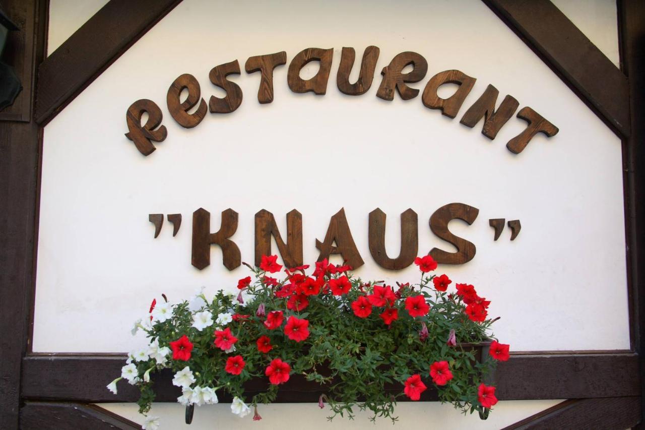 Knaus Apartments Chernivtsi Ngoại thất bức ảnh